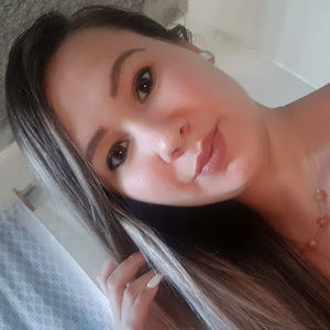 Meet your Posher, Ana esther